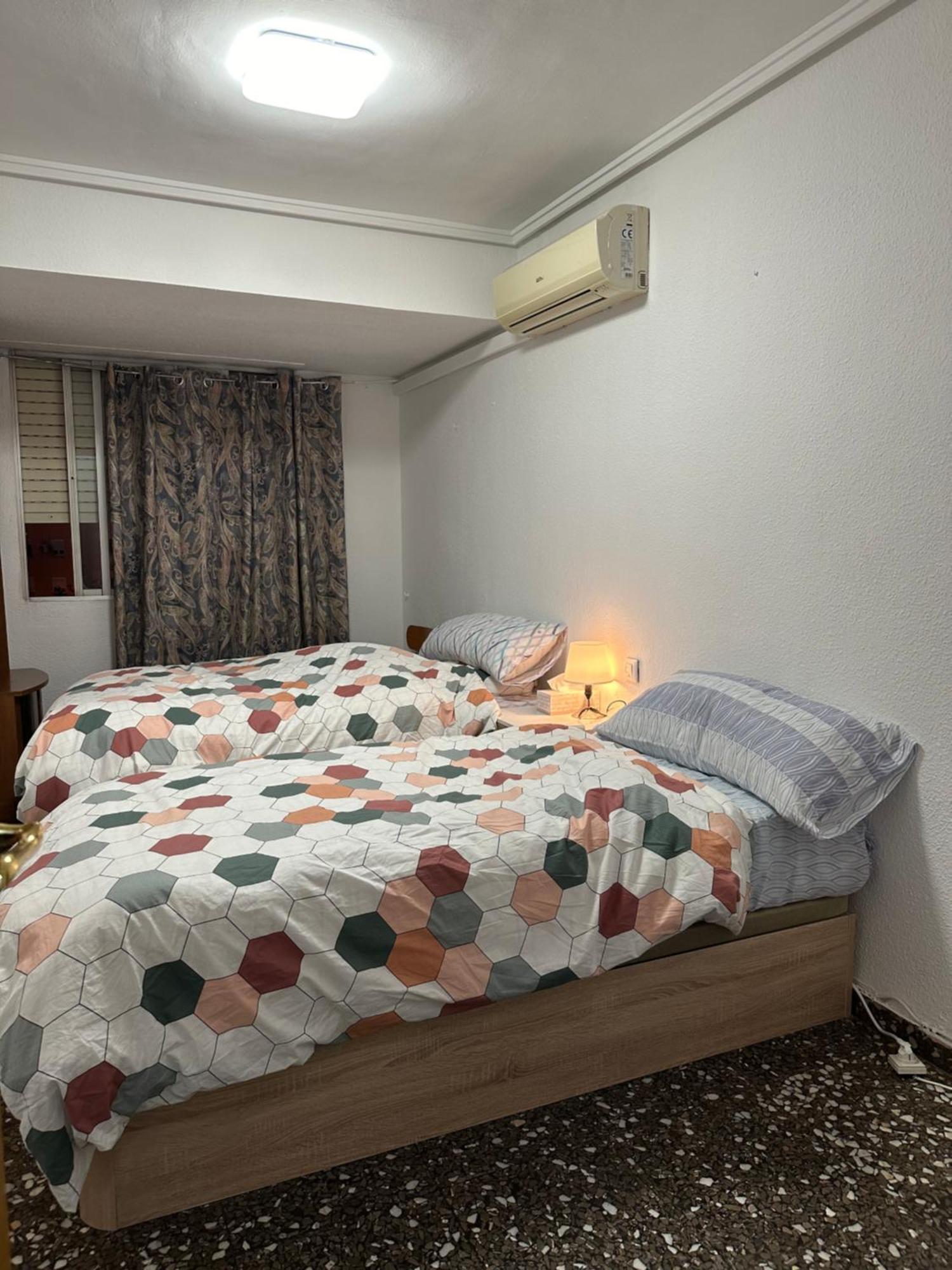 Jerry'S Home Валенсия Экстерьер фото